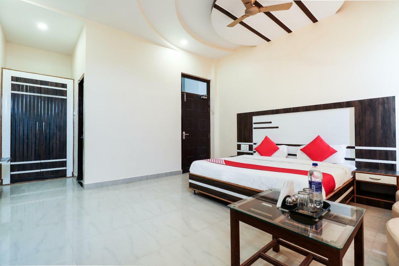 Oyo 39959 Hotel Bandhan Bahraich Exterior foto